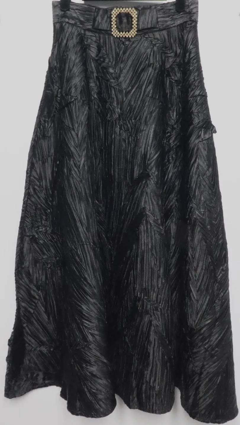 Exquisite Black Midi Skirt