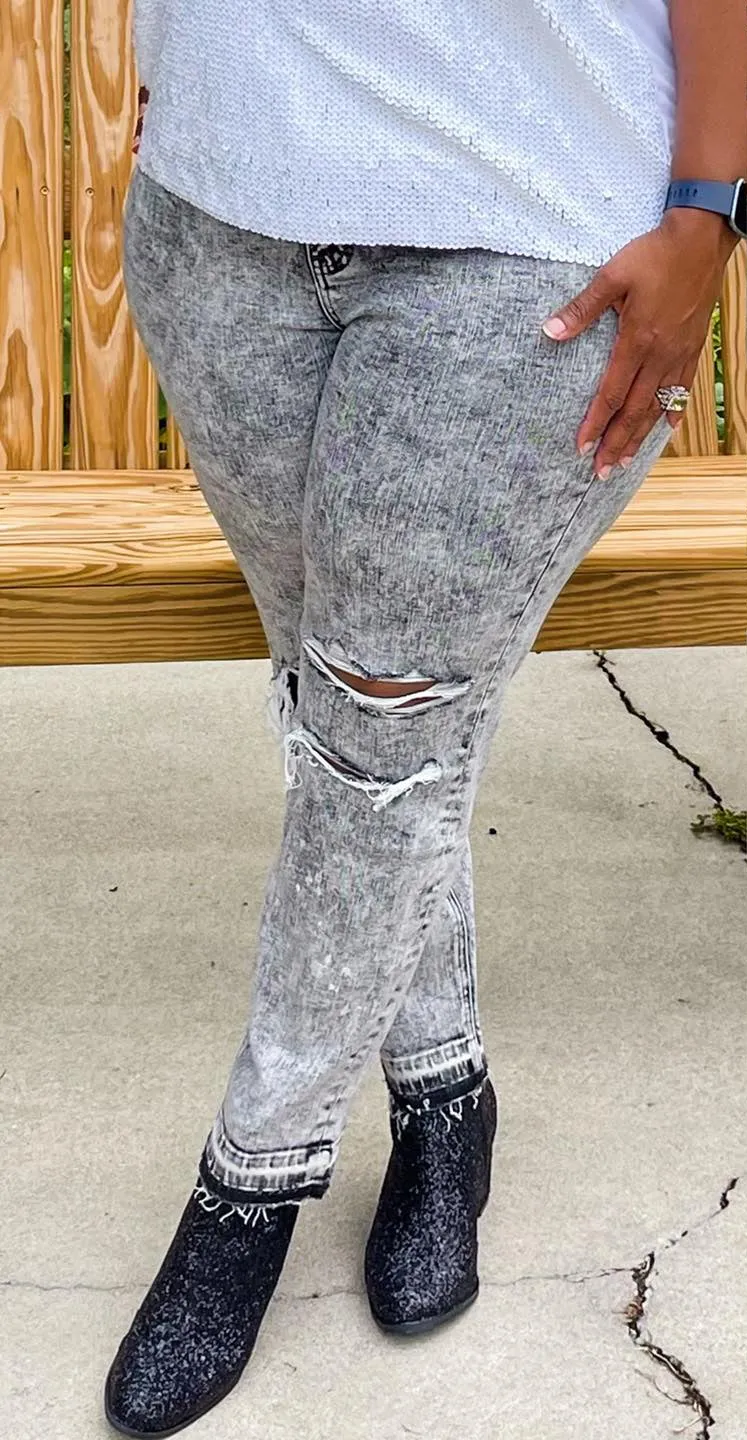 Moonlight Distressed Plus w/Released Hem
